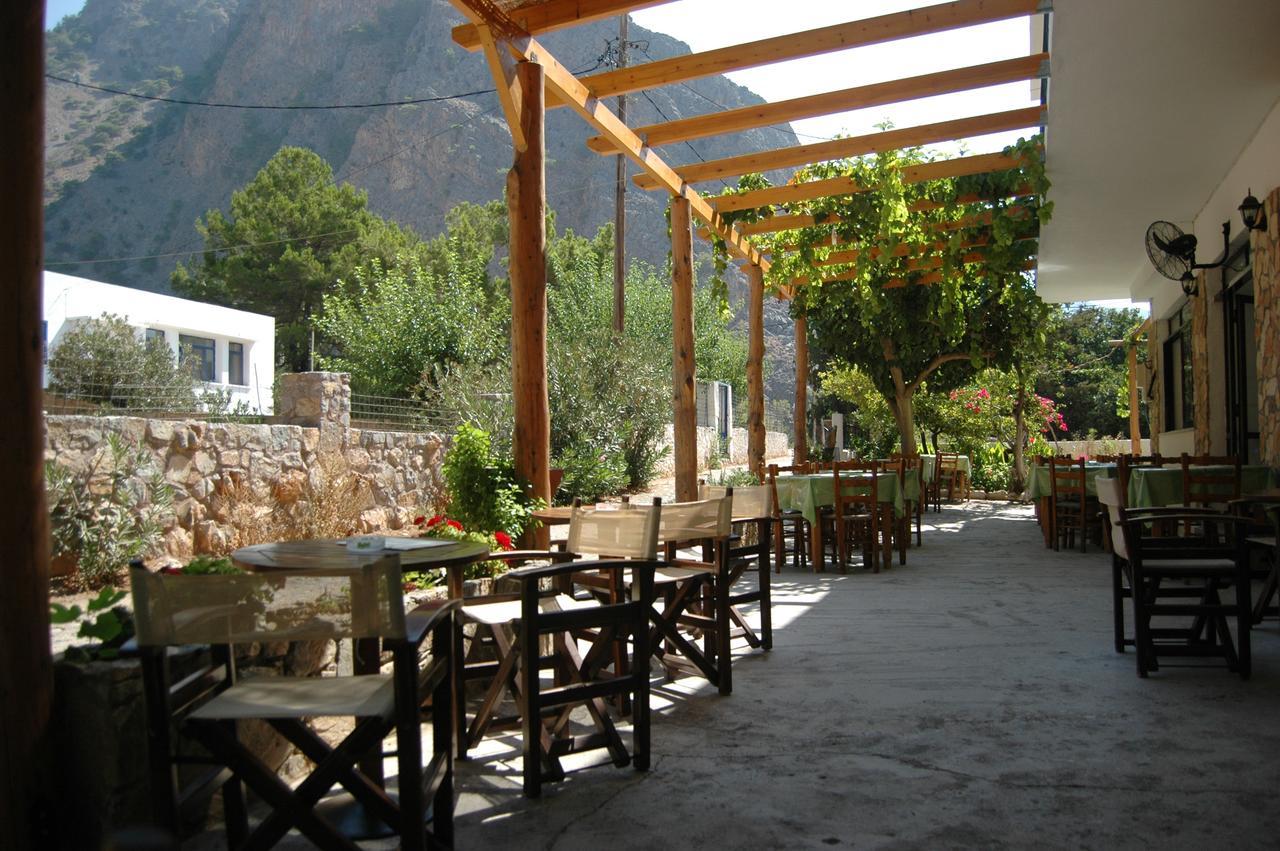 أجيا روميلي Pachnes Bed And Breakfast المظهر الخارجي الصورة